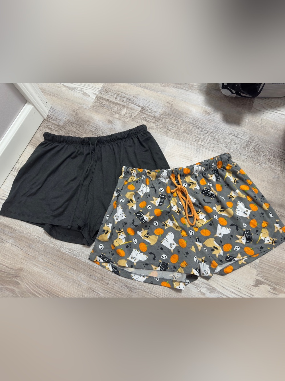Women’s Black and Gray Pumpkin Print Sleep Shorts - Cozy Lounge Set